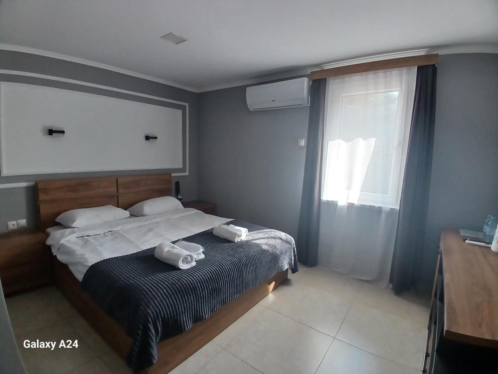 Hotel Rose Tbilisi Buitenkant foto