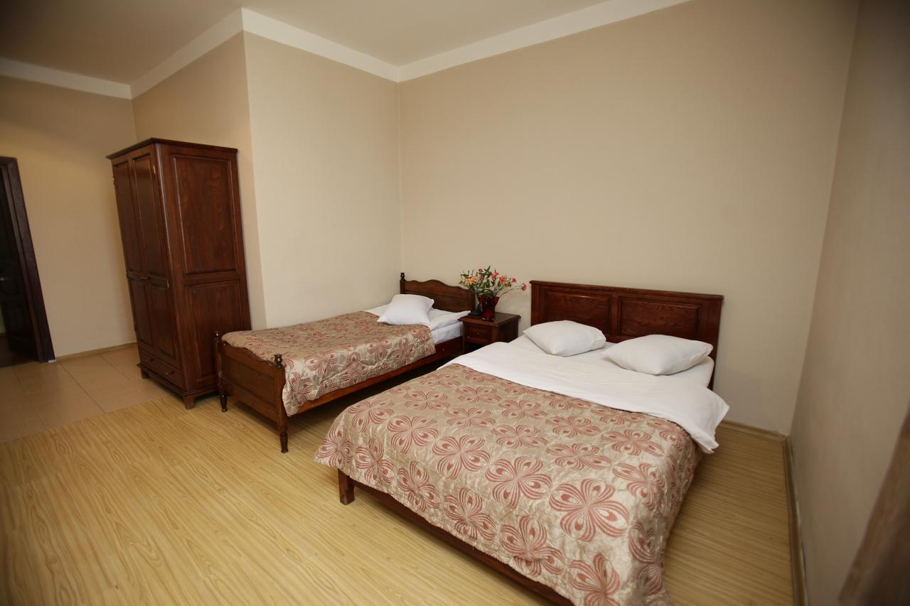 Hotel Rose Tbilisi Buitenkant foto