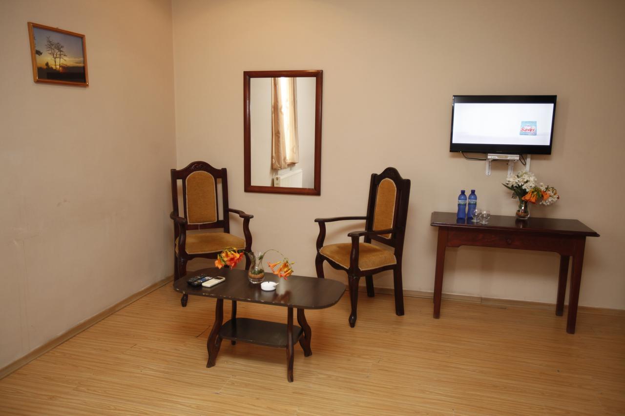 Hotel Rose Tbilisi Buitenkant foto