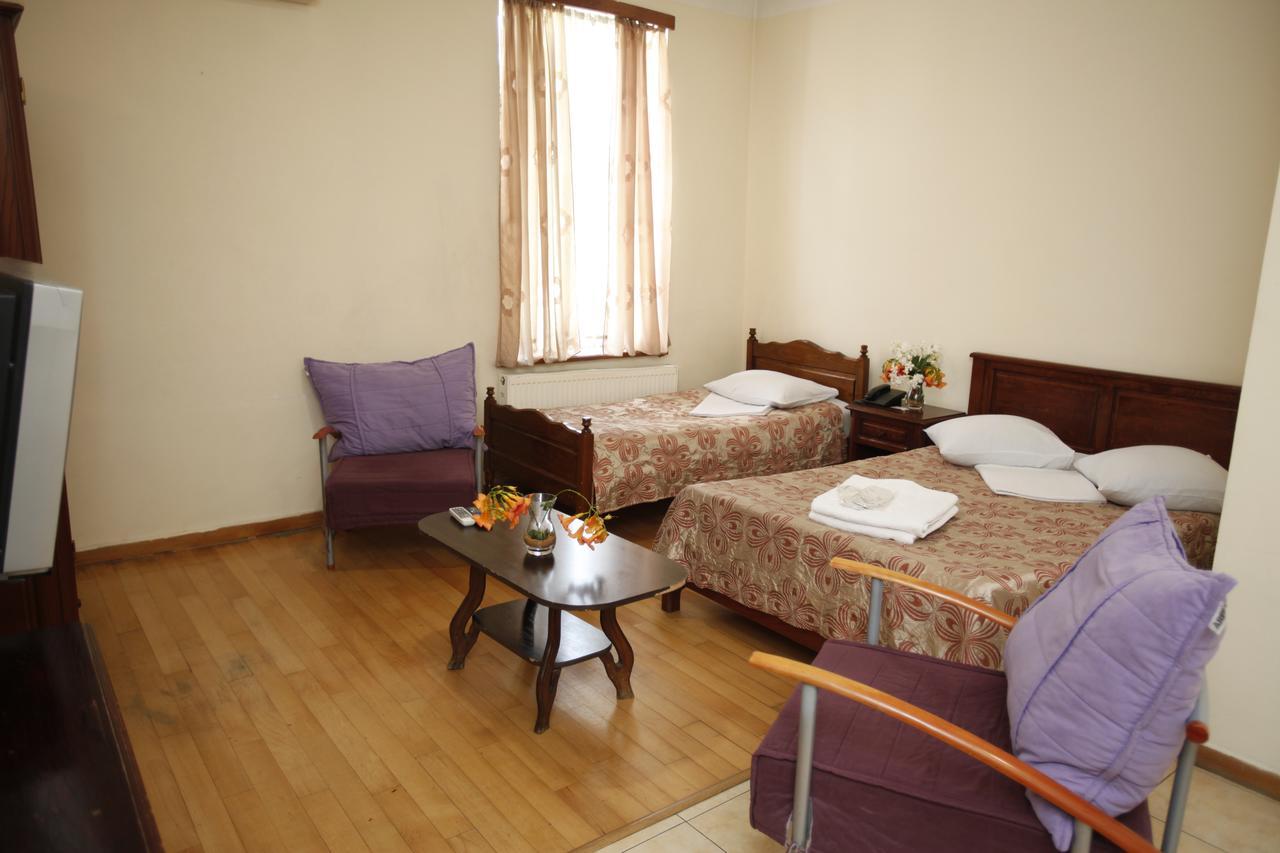 Hotel Rose Tbilisi Buitenkant foto