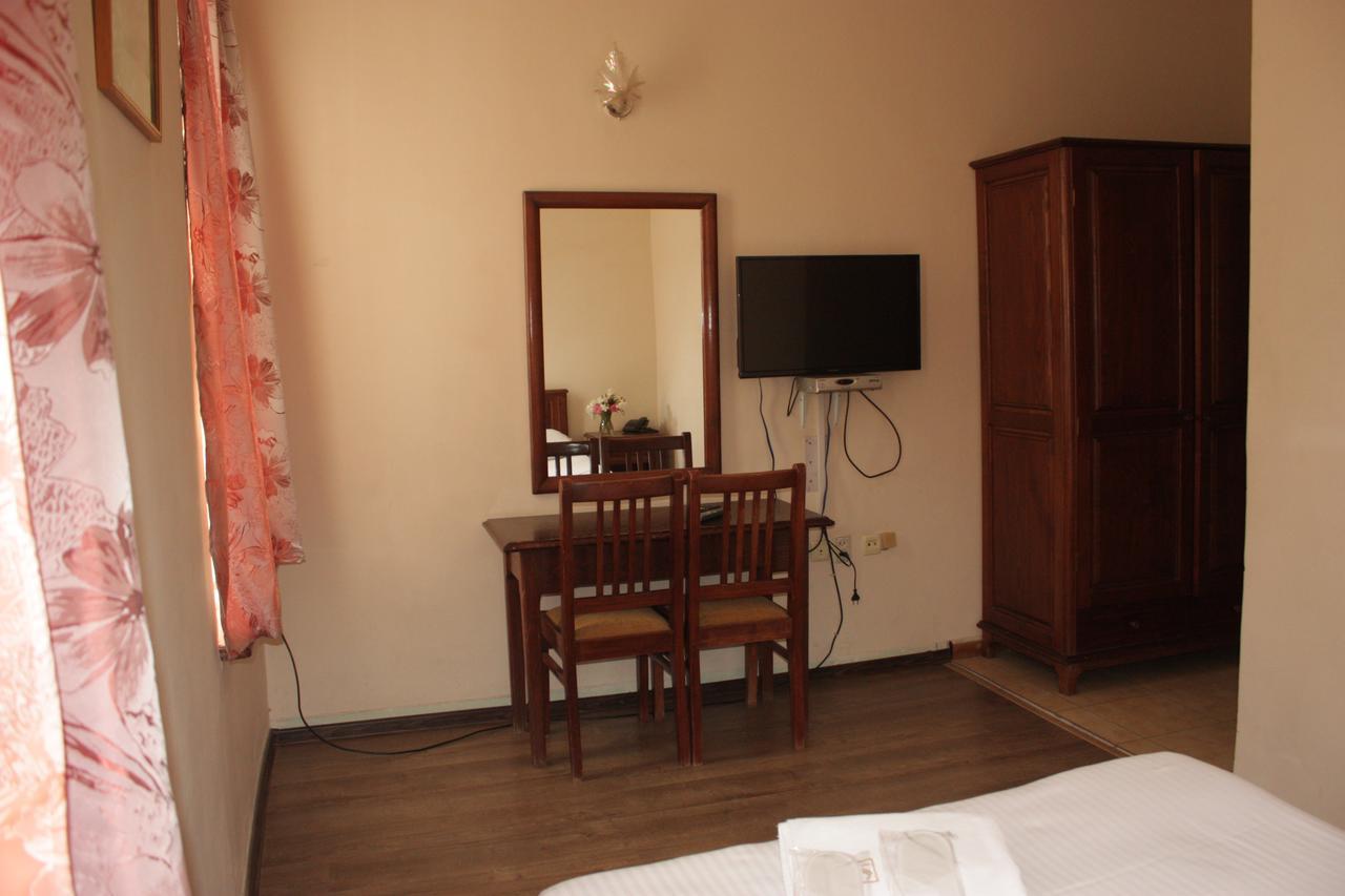 Hotel Rose Tbilisi Buitenkant foto